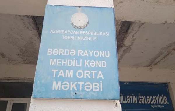 Azərbaycanda dərs zamanı məktəbin divarı uçdu - FOTO