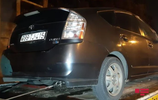Bakıda üç avtomobil toqquşub, xəsarət alan var - FOTO - VİDEO