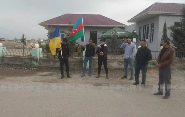 Освобожденный из российского плена в Украине азербайджанец вернулся на Родину - ФОТО