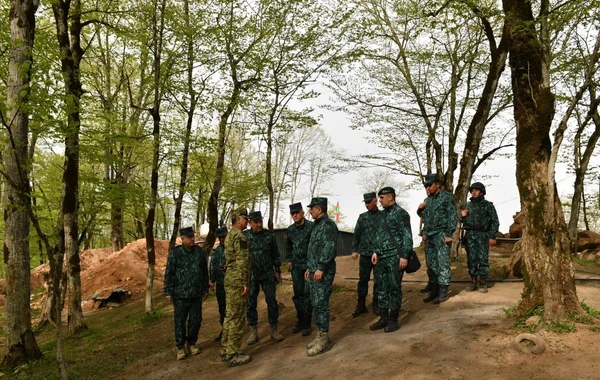 Помощник президента и начальник ГПС отправились на границу с Арменией - ФОТО