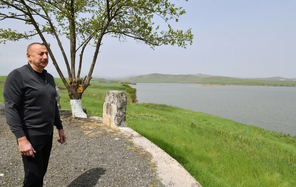 Prezident Daşaltıya gedib, tunellərin tikintisi ilə tanış olub - FOTO