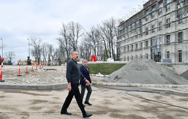 Prezident Şuşada inzibati binanın əsaslı təmiri və konfrans zalının tikintisi ilə tanış olub - FOTO