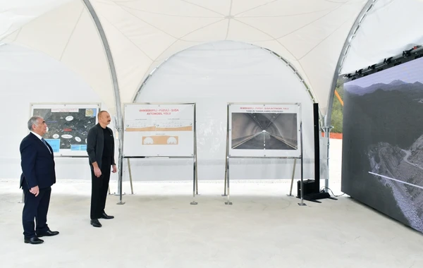 Prezident Daşaltıya gedib, tunellərin tikintisi ilə tanış olub - FOTO