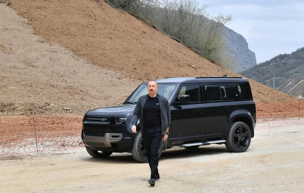 Prezident Daşaltıya gedib, tunellərin tikintisi ilə tanış olub - FOTO