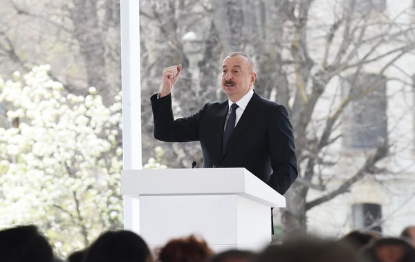 Президент Ильхам Алиев выступил с речью на V Съезде азербайджанцев мира в Шуше - ВИДЕО