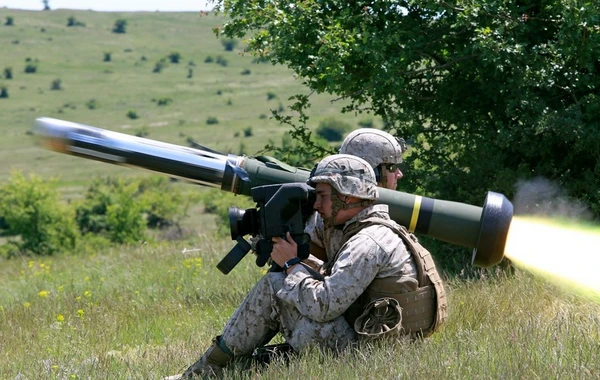 Daha bir ölkə Ukraynaya pulemyot və tank əleyhinə silahlar verir