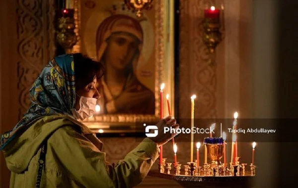 Bakıda yaşayan provaslavlar Pasxa bayramını qeyd edir - FOTOREPORTAJ
