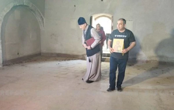 В Гадруте обнаружены разрушенные и спрятанные армянами древние надгробия - ФОТО