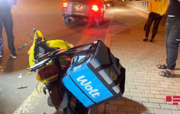 Tanınmış şairin nəvəsi “Porche” ilə qəzaya düşdü - FOTO