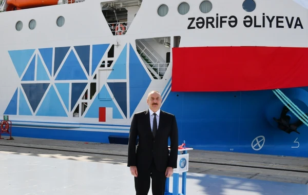 Prezident “Zərifə Əliyeva” gəmi-bərəsinin istismara verilməsi mərasimində iştirak edib - FOTO - YENİLƏNİB