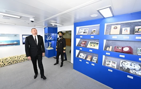Prezident “Zərifə Əliyeva” gəmi-bərəsinin istismara verilməsi mərasimində iştirak edib - FOTO - YENİLƏNİB