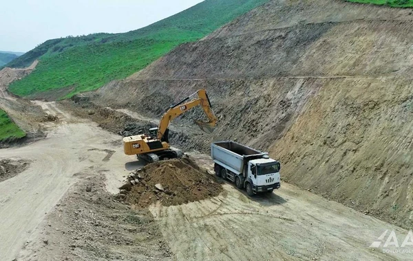 Qubadlı-Eyvazlı avtomobil yolunun tikintisi davam etdirilir - FOTO