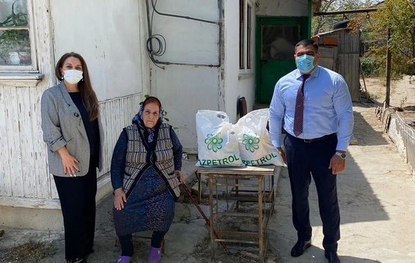 “Azpetrol” Dövlət Məşğulluq Agentliyi ilə birgə Ramazan bayramı ərəfəsində xeyriyyə tədbiri keçirdi