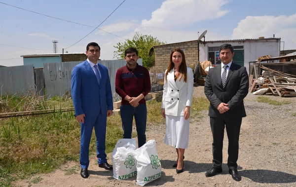 “Azpetrol” Dövlət Məşğulluq Agentliyi ilə birgə Ramazan bayramı ərəfəsində xeyriyyə tədbiri keçirdi