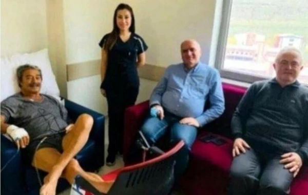 Tanınmış aktyorun son halı pərəstişkarlarını məyus etdi - FOTO