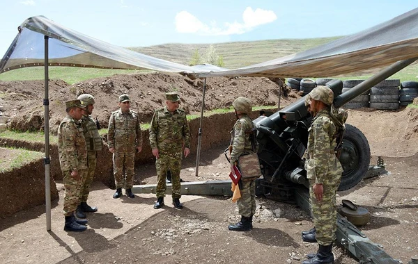Baş Qərargah rəisi Kəlbəcərə gedib - FOTO