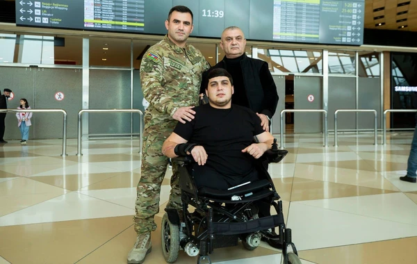 Türkiyəyə göndərilən 2 qazimiz sağalaraq vətənə geri dönüb - FOTO