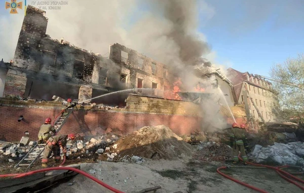 Kiyevdə güclü yanğın baş verib - FOTO