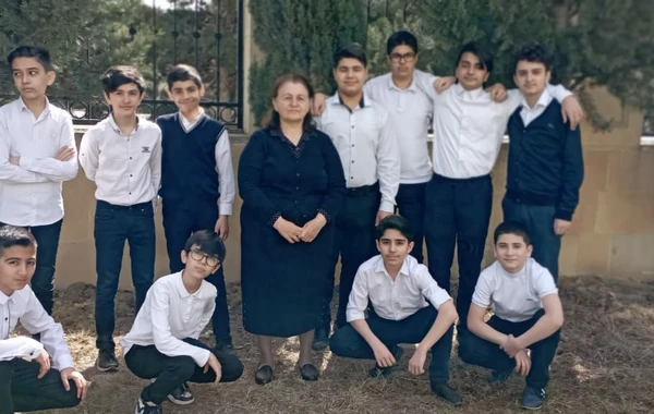 Bakıda orta məktəbdə “Təbiəti qoruyanlar" mövzusunda "açıq dərs" keçirilib - FOTO