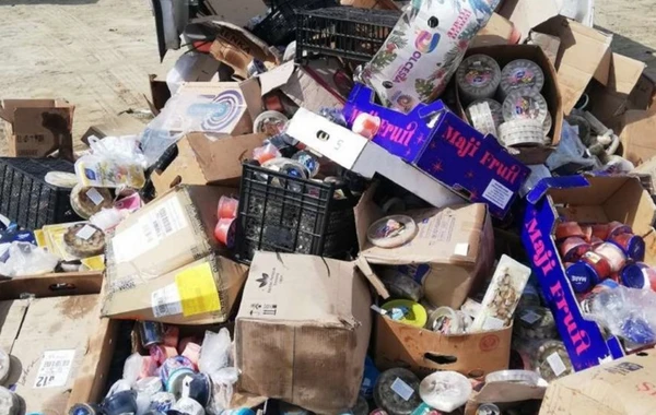 İstehlaka yararsız balıq məhsulları və alkoqolsuz içkilər məhv edildi - FOTO