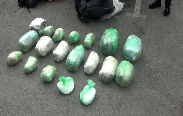 Polis əməliyyat keçirdi: 1-i qadın olmaqla 57 nəfər saxlanıldı - FOTO/VİDEO