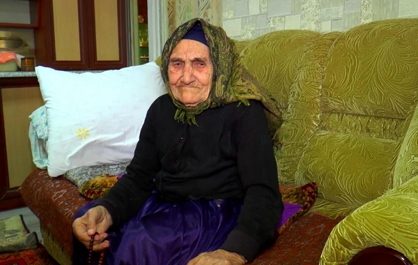 105 yaşlı Nasxanım nənədən illərin sınağından keçmiş pəhriz menyusu - FOTO