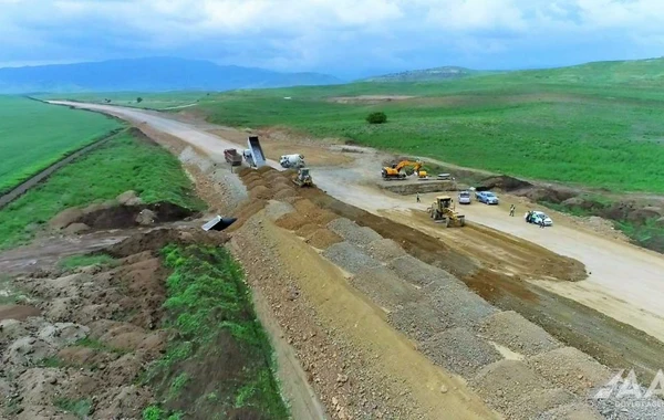 Füzuli-Ağdam avtomobil yolunun inşası davam edir - FOTO