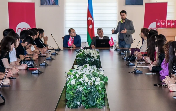 “Nar” yerli İKT peşəkarlarının yetişməsinə dəstək olur - FOTO