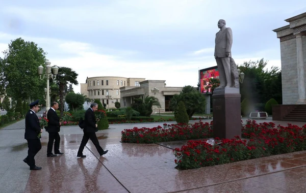 Kamran Əliyev prokurorlara tapşırıqlar verib - FOTO