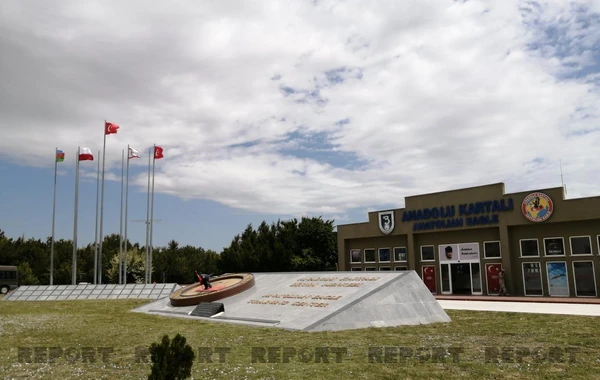 Azərbaycan hərbi pilotları Türkiyədəki təlimlərdə - FOTO
