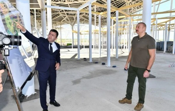Президент и первая леди ознакомились со строительными работами Зангиланского международного аэропорта
