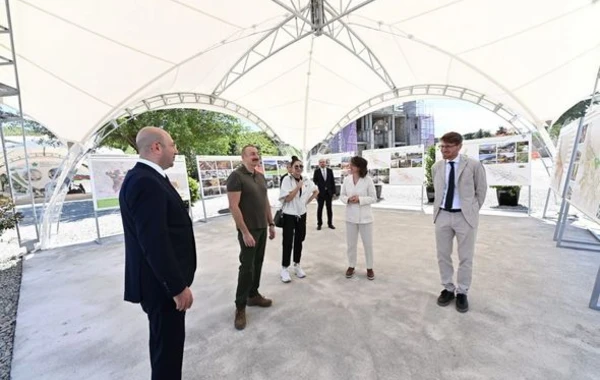 Президенту и первой леди представили Генеральный план Зангилана - ФОТО