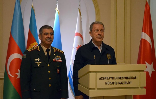 Hulusi Akar Azərbaycana gəldi - FOTO