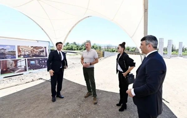 Президент и первая леди на церемонии открытия первого этапа проекта "Умное село" в Зангилане - ФОТО