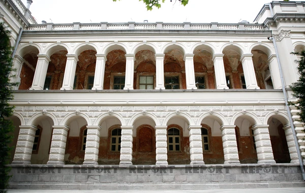 Şərqin ilk demokratik respublikasının şahidi: İstiqlal bəyannaməmizin qəbul edildiyi bina - REPORTAJ - FOTO/VİDEO