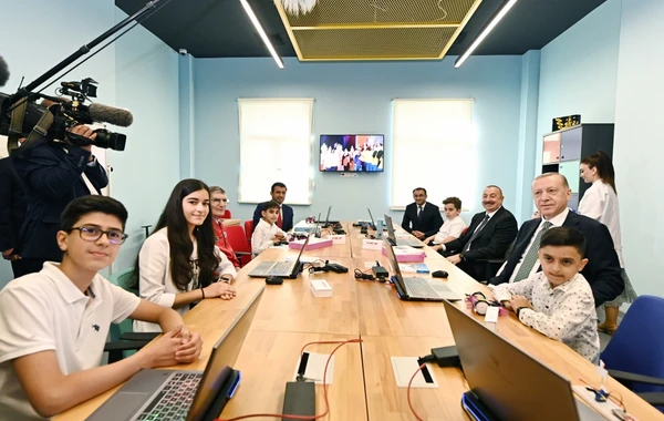 Президенты Азербайджана и Турции приняли участие в открытии центров ASAN xidmət и Bilim Bakı - ФОТО