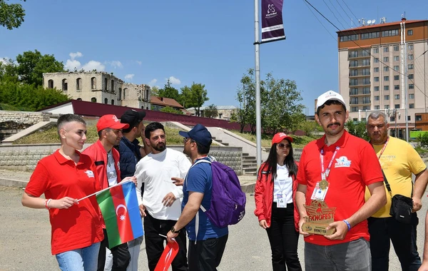 “SMART Qarabağ” hakatonunun qalib komandaları Şuşaya səfər ediblər - FOTO