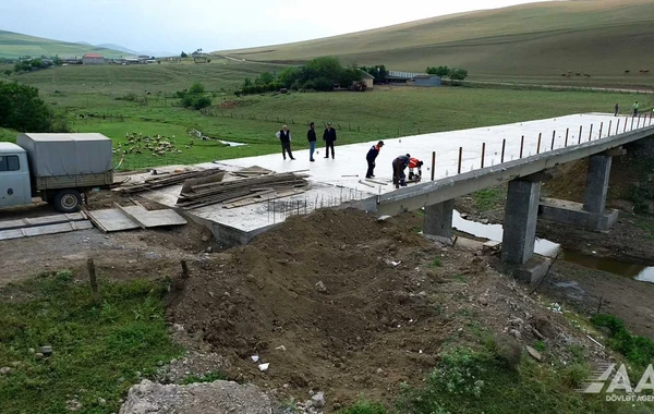 Cəlilabadda 14 kəndi əlaqələndirən yollar yenidən qurulur - FOTO/VİDEO