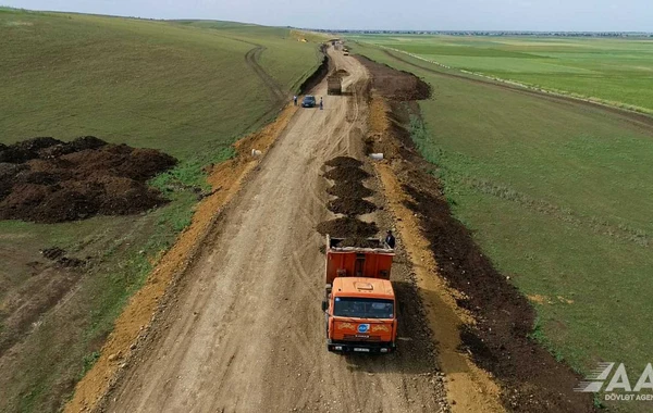 Cəlilabadda 14 kəndi əlaqələndirən yollar yenidən qurulur - FOTO/VİDEO
