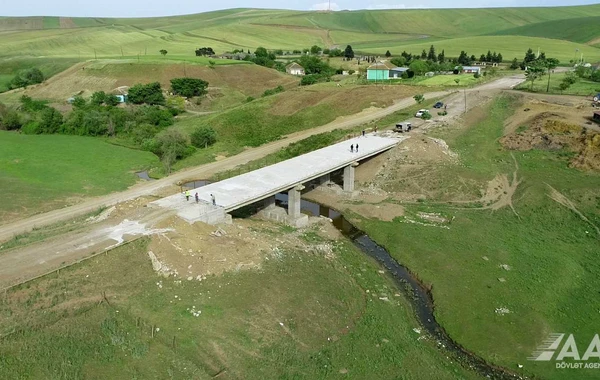 Cəlilabadda 14 kəndi əlaqələndirən yollar yenidən qurulur - FOTO/VİDEO