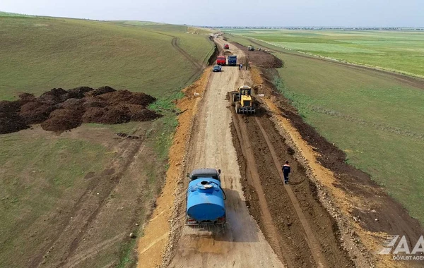 Cəlilabadda 14 kəndi əlaqələndirən yollar yenidən qurulur - FOTO/VİDEO