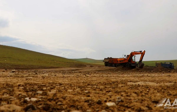 Cəlilabadda 14 kəndi əlaqələndirən yollar yenidən qurulur - FOTO/VİDEO