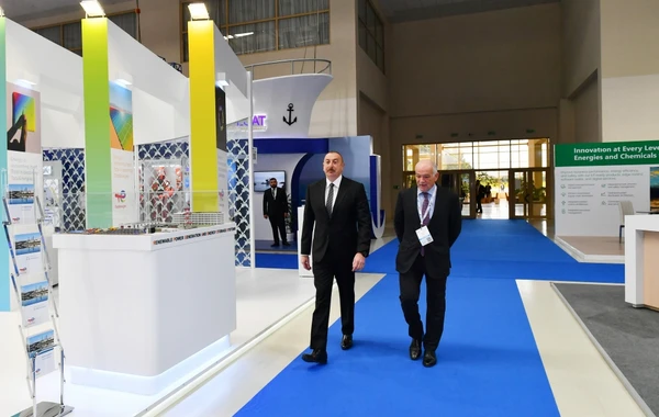 Ильхам Алиев принял участие в 27-й Международной выставке "Нефть и газ Каспия" - ФОТО