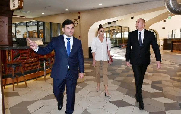 İlham Əliyev və Mehriban Əliyeva “Şərq Bazarı” kompleksinin açılışında - FOTO/VİDEO