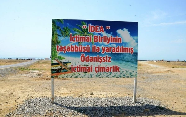 Bakı və Abşeronun 6 yerində fəaliyyət göstərən pulsuz çimərliklərdə hazırlıq işləri görülür - FOTO