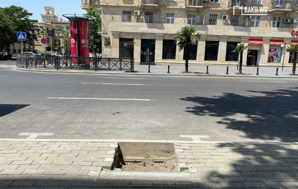 Bakıda qanunsuz parklanma yerində səki tam bərpa edildi - FOTO