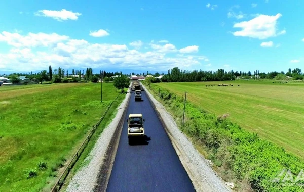 Bərdədə Qarağacı-Mirzəcəfərli-Mollagüllər yolunun yenidən qurulması davam edir - FOTO