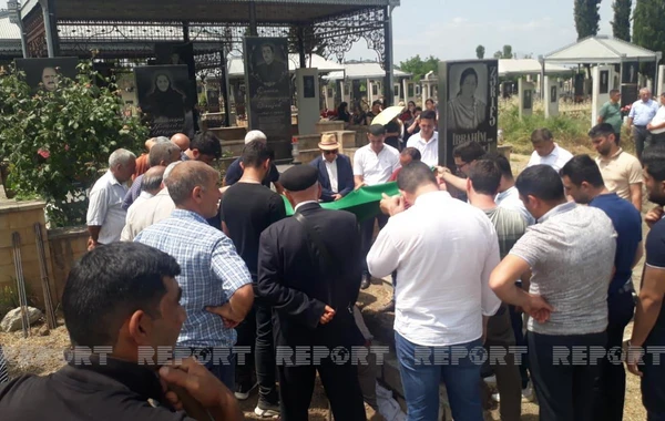 Əməkdar jurnalist Nasir Əhmədli dəfn olunub - FOTO