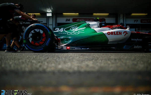 "Formula 1" pilotları Bakıda - FOTO