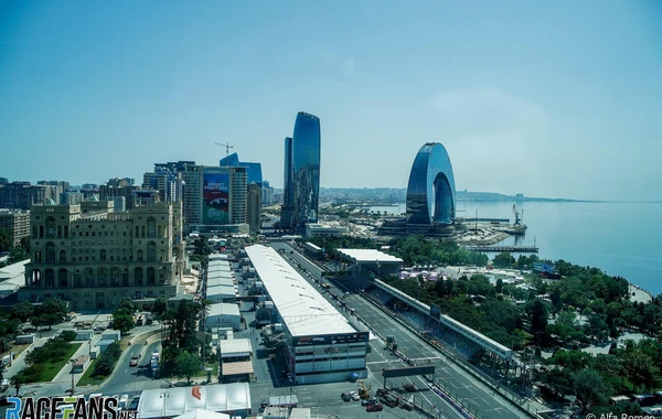 "Formula 1" pilotları Bakıda - FOTO